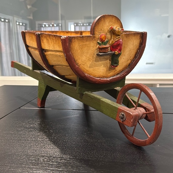 Wood Display Wheelbarrow with Carved Pig - Picture 1 of 12